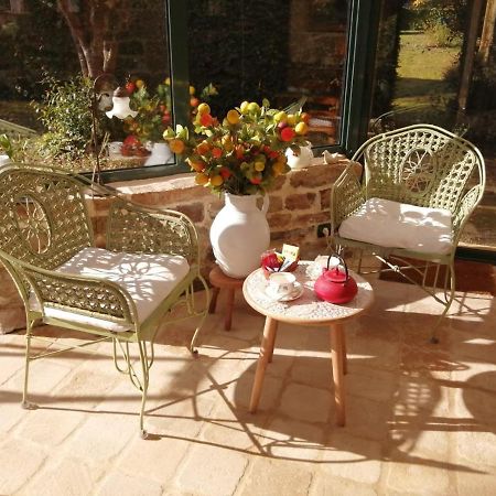 Les Berges De La Planchette Bed & Breakfast Yvignac-la-Tour Luaran gambar