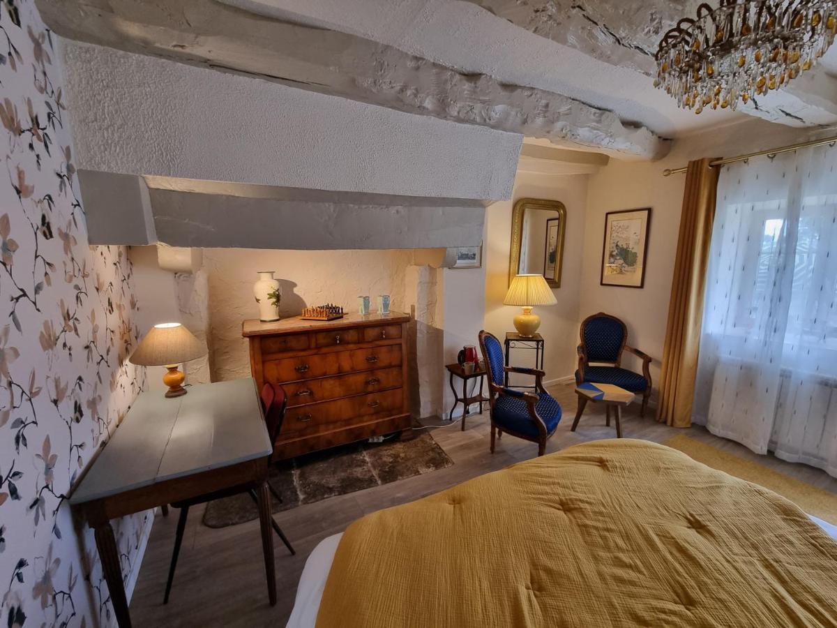 Les Berges De La Planchette Bed & Breakfast Yvignac-la-Tour Luaran gambar