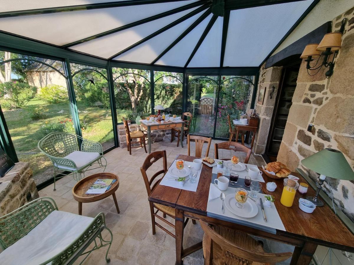 Les Berges De La Planchette Bed & Breakfast Yvignac-la-Tour Luaran gambar
