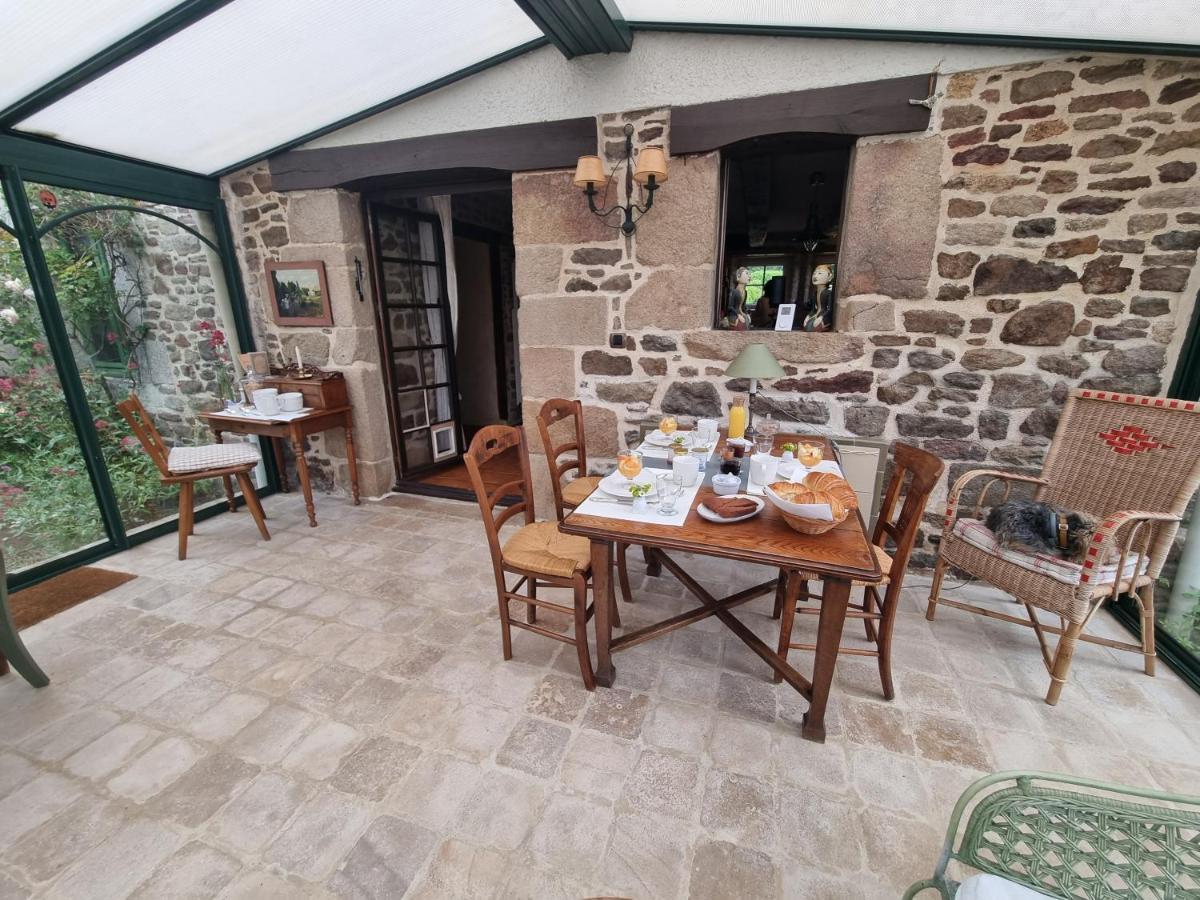 Les Berges De La Planchette Bed & Breakfast Yvignac-la-Tour Luaran gambar