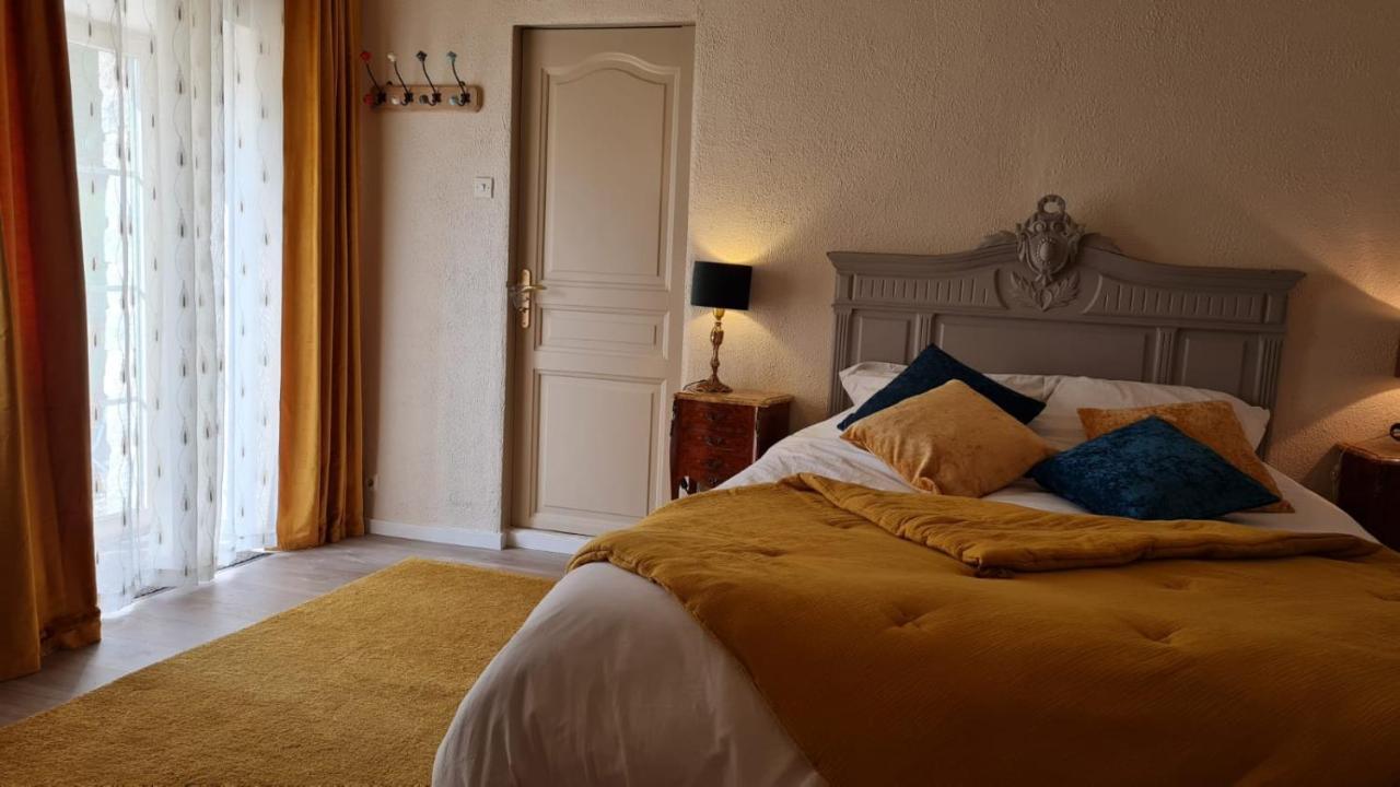 Les Berges De La Planchette Bed & Breakfast Yvignac-la-Tour Luaran gambar